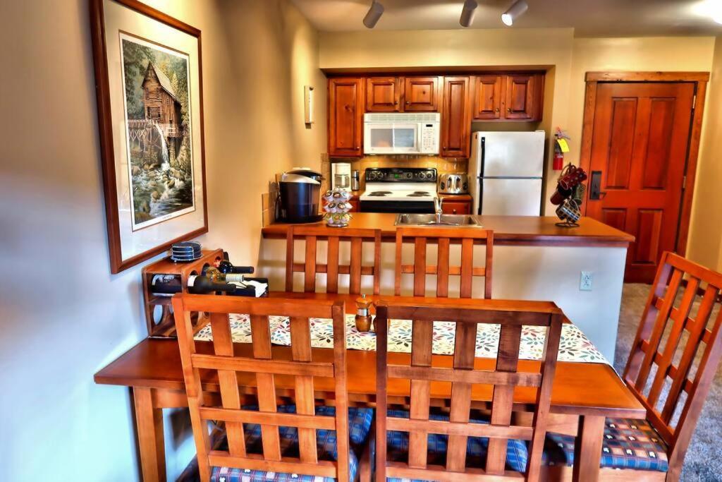 Snowshoe Mountain Retreat! Ski In And Out! Экстерьер фото