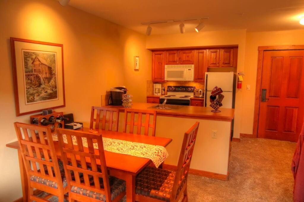 Snowshoe Mountain Retreat! Ski In And Out! Экстерьер фото